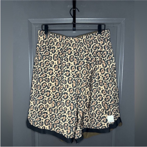 NWT Emporio Armani Men's Reversible Bermuda ShortsLeopard Print & Brown